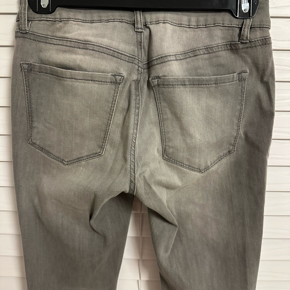 Refuge Jeans Women’s Gray Jeans - Picture 5 of 5